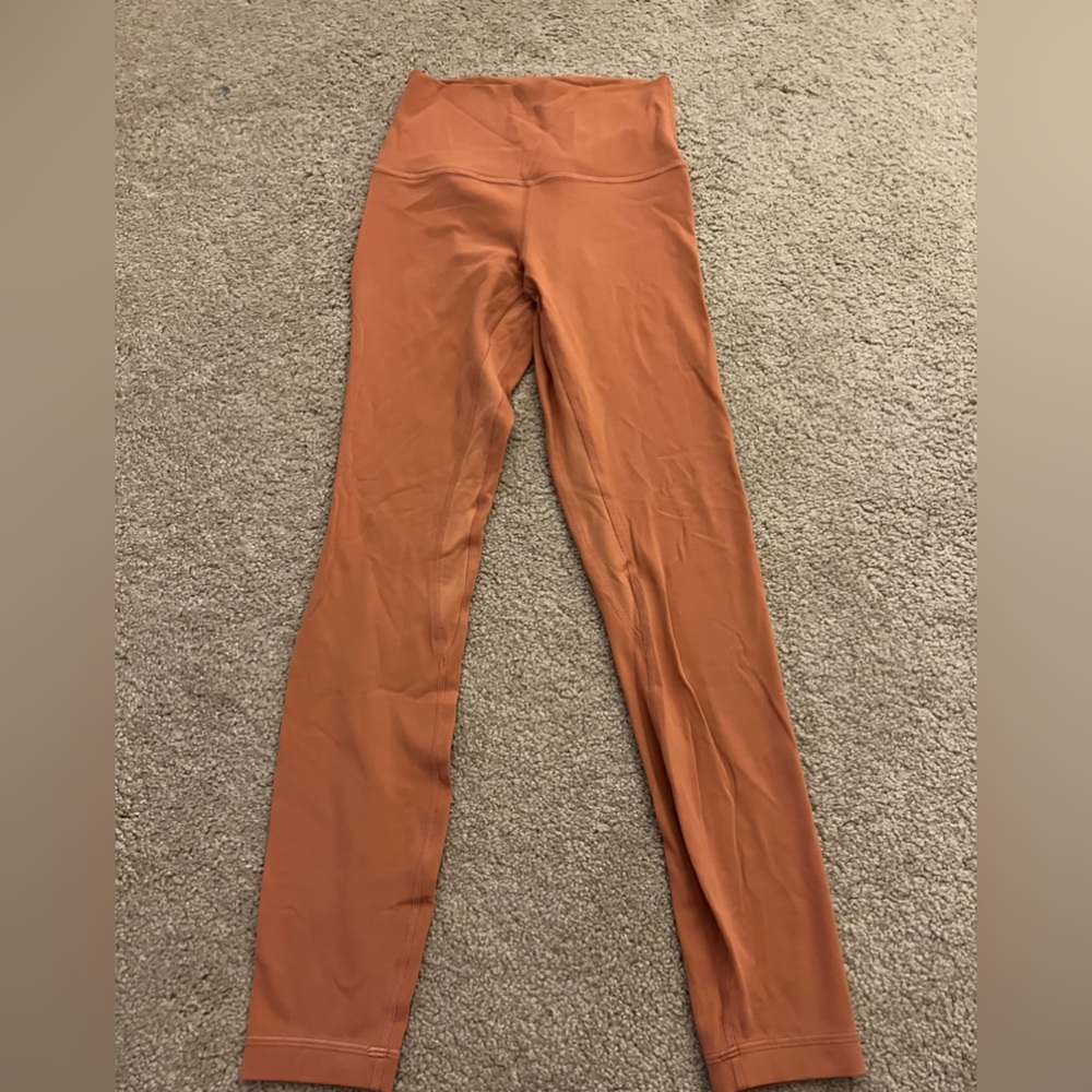 Lululemon aligns 25”